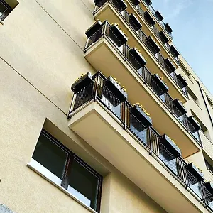 https://simply-the-best-apartment-and-parking-space.sicilyhotelsitaly.net