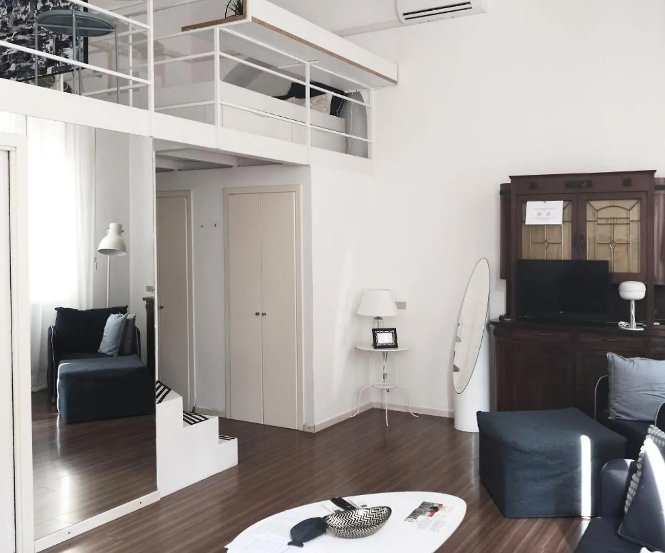 Comecasa Grazioso Loft In Crocetta Near Mangiagalli Milano Lägenhet